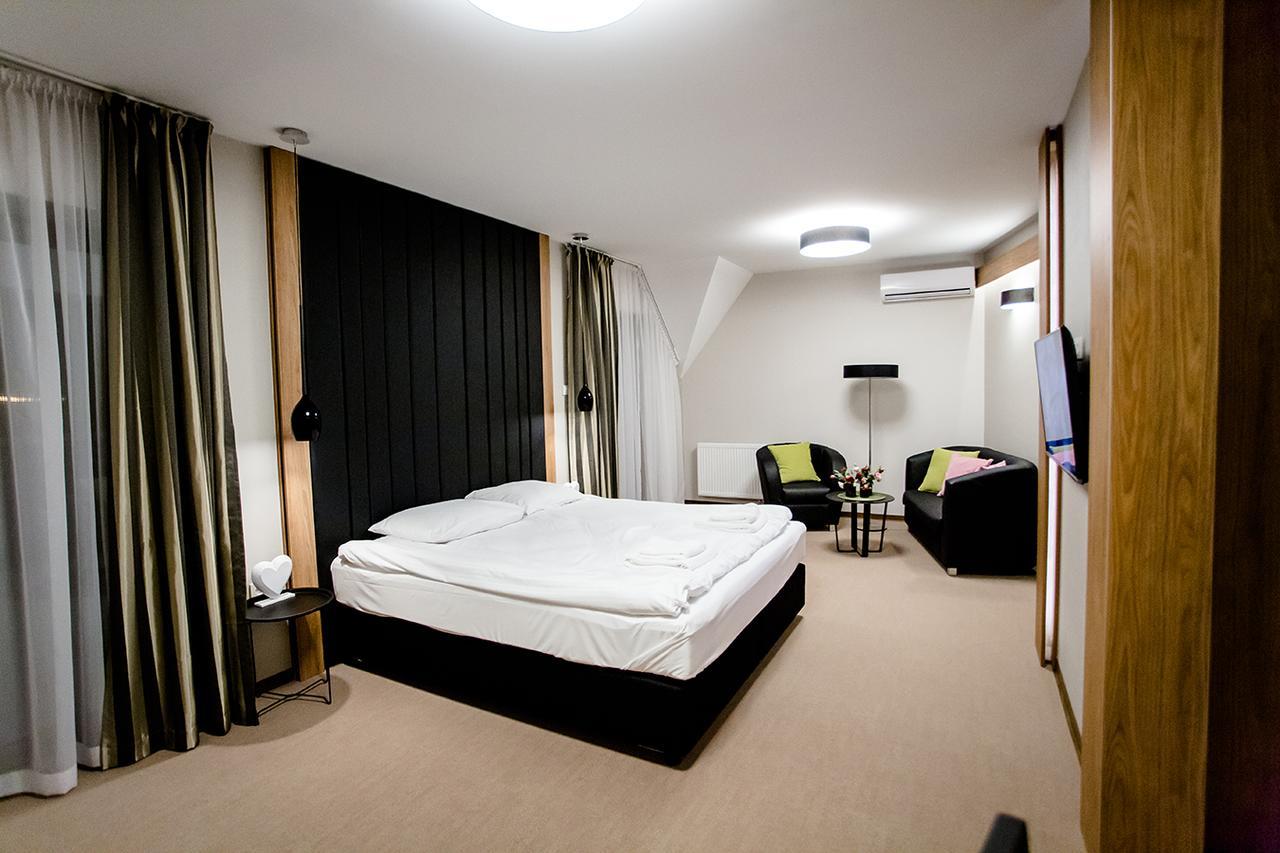 Bulwary Biznes Bed & Breakfast Mielec Exterior photo
